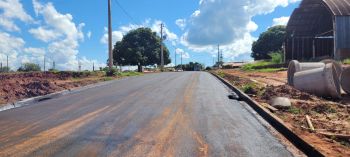 ASFALTO NO CONJUNTO NOVO HORIZONTE 