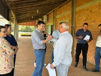 FOTOS - ENTREGA DOS ÓCULOS - PROGRAMA BONS OLHOS PARANÁ