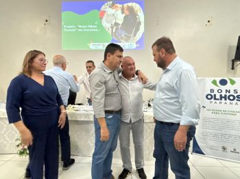 FOTOS - ENTREGA DOS ÓCULOS - PROGRAMA BONS OLHOS PARANÁ
