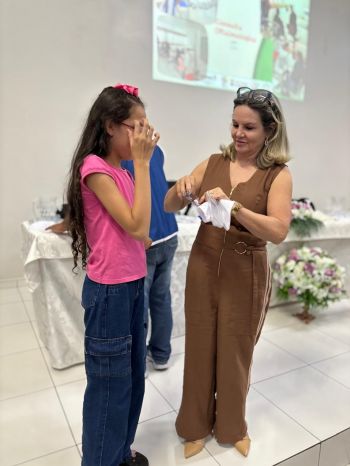 FOTOS - ENTREGA DOS ÓCULOS - PROGRAMA BONS OLHOS PARANÁ
