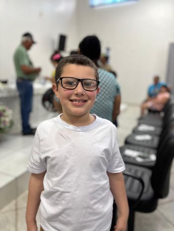 FOTOS - ENTREGA DOS ÓCULOS - PROGRAMA BONS OLHOS PARANÁ