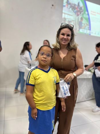 FOTOS - ENTREGA DOS ÓCULOS - PROGRAMA BONS OLHOS PARANÁ