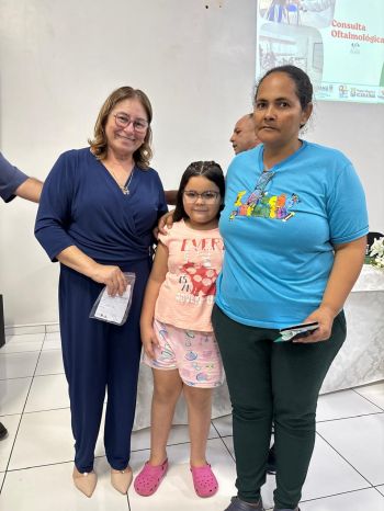 FOTOS - ENTREGA DOS ÓCULOS - PROGRAMA BONS OLHOS PARANÁ