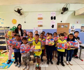 FOTOS - KITS ESCOLARES